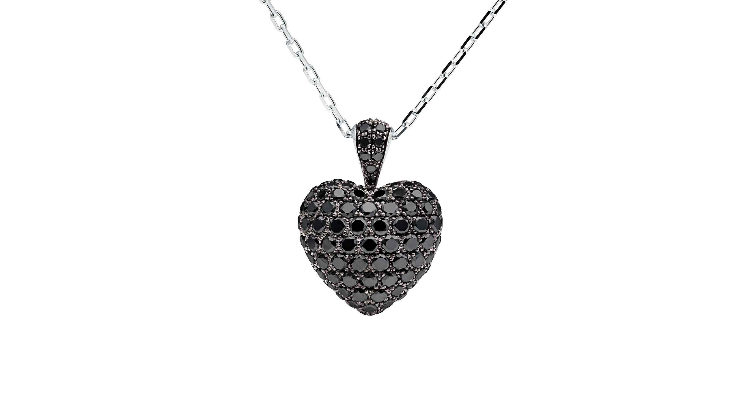 https://towejewels.com/wp-content/uploads/2015/01/black_diamond_heart_small_ny_OK_2560x1440_overview_web.jpg