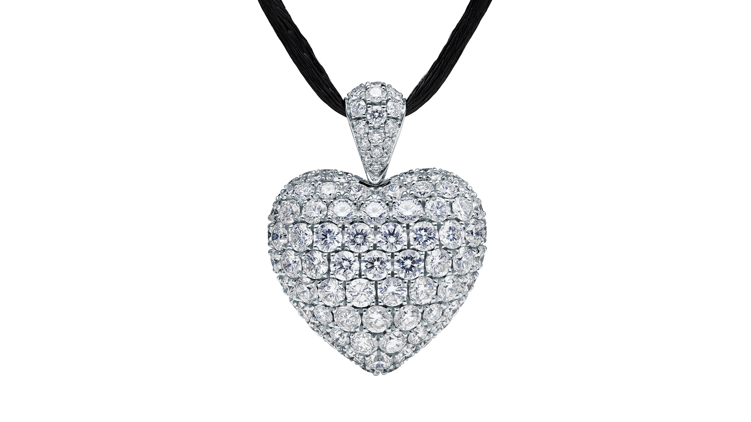 https://towejewels.com/wp-content/uploads/2015/06/Diamond_heart_Large_front_ny_OK_2560x1440_overview_web.jpg